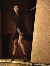 高清组图：混血美女梅根-福克斯写真 展异域风情