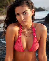 高清图：意大利泳装宝贝阿里萨-米勒热辣比基尼秀