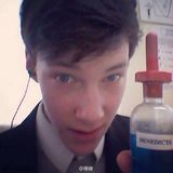 组图：少年版“卷福”曝光 网友大呼太像了！