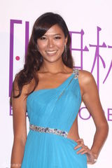 组图：林嘉绮爆乳成台湾模特公司年会焦点