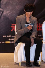 高清图：《孤胆特工》首映 元斌苦练仨月秀华丽动作