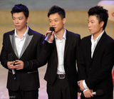 组图：李小鹏《天天向上》录退役晚会 李宁等助阵