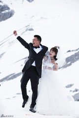 组图：姚笛杜淳《北京青年》雪山承诺生死相依