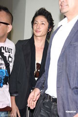 组图：日本男星玉木宏台湾宣传 粉丝热情高涨