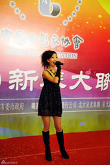 高清图：电影艺术家欢聚 新《红楼》年轻演员惹关注