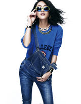 组图：陈燃个性搭配引领潮流 炫酷百变扮牛仔狂人