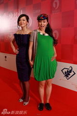 幻灯：《美丽俏佳人》千集盛典 沈傲君孕后首亮相