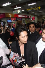 组图：日本男星玉木宏台湾宣传 粉丝热情高涨