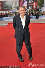 组图：北野武红毯走秀 面瘫无表情更显成熟魅力