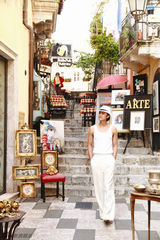 组图：明道人文写真穿梭人群享受生活