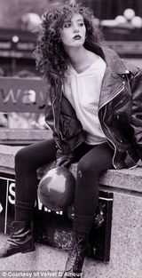 组图：法国270斤胖妞成时尚新宠 获评肥而不腻