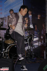 组图：IO团员新专辑发布会回忆心酸往事