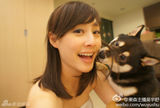 组图：台湾甜美女主播吴宇舒生活照