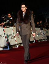 高清图：韩国电影大钟奖落幕 群星闪耀红毯