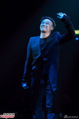 组图：陈奕迅担任演唱会嘉宾 选唱禁毒歌曲