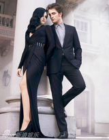 幻灯图集：《暮光》双星拍暧昧写真 恋情愈传愈真