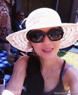 组图：涉薄案央视才女主播姜丰生活照曝光