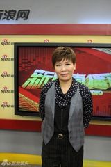 组图：黄小琥做客嘉聊新专辑