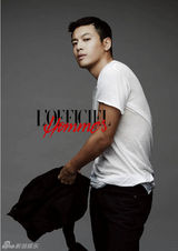 组图：韩歌手SEVEN入伍前短发写真 男性美爆发