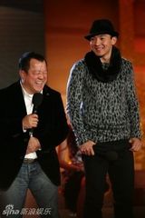 周杰伦遗憾未与林志玲有激情戏 不会演东方不败(图)