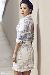 组图：苗圃拍摄帅气飒爽新写真