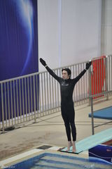 组图：俞灏明备战《星跳水立方》 曝光训练现场