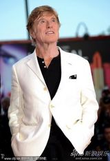 组图：罗伯特雷德福白衣潇洒 希亚-拉博夫黑装帅气