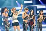 组图：韩节目《M Countdown》录制 KARA蝉联夺冠