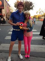 组图：美国人民欢度万圣节 僵尸裸男纷纷上阵