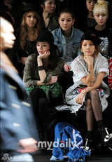 组图：韩星李孝利朴诗妍等出席首尔时装周活动