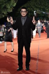 高清组图：金马奖红毯精选 男星西装革履潇洒比帅