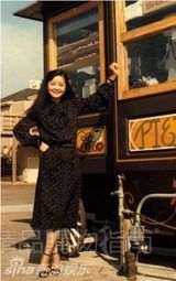 组图：邓丽君童年可爱照曝光 回顾传奇一生