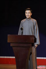 组图：翟天临频NG要求严苛 演自闭症淋漓尽致