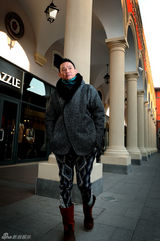 组图：果静林冬日户外大片 余晖中展潮男范儿