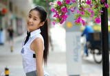 高清组图：“香香公主”颖儿拍清纯校服写真 