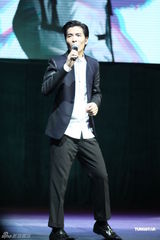 组图：萧敬腾上海办歌友会 5首歌被定违规将遭禁