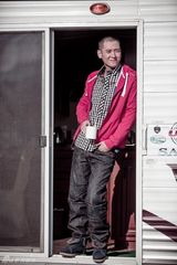 组图：韩栋冬日写真帅气演绎四样型男