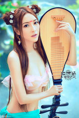 组图：江伊涵扮妖娆琵琶仙子写真曝光