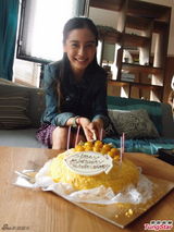 Angelababy(杨颖)演戏被指失准 原是炮制惊喜贺寿