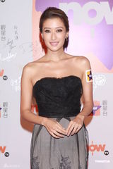 组图：郭富城坐名车出席活动 谢婷婷薛凯琪同场