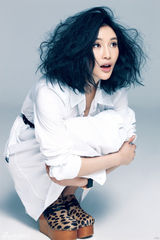 组图：明星时尚吹简约风 范冰冰周冬雨陈燃返璞归真