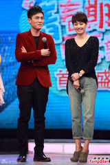 组图：杜淳变实习爸爸 马伊俐拍床戏需老公点头