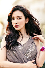 组图：张萌初秋写真凉意十足 夕阳下慵懒妩媚诱人