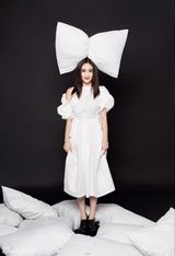 组图：刘芸清新大片 特立独行个性收服郑钧