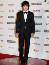 组图：第47届韩国百想艺术大赏群星闪耀