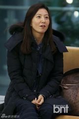 组图：李升基尹汝贞赴克罗地亚拍《花样姐姐》