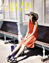 组图：韩星金雅中拍写真演绎经典英伦风