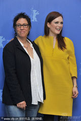 幻灯图集：朱丽安-摩尔携《孩子们没事》亮相柏林