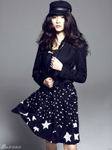 组图：刘庭羽文艺小朋克写真率性酷劲