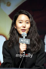 幻灯图集：刘志泰尹真书参加新片《秘密爱》发布会